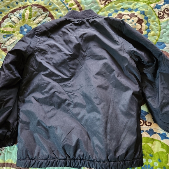 Boys old navy jacket - Picture 5 of 6